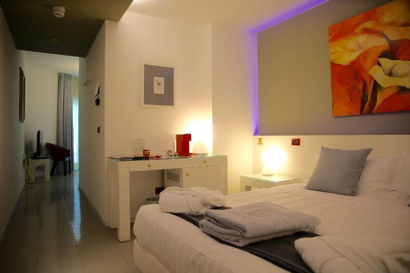 Monaco Suites Hotel Lignano Sabbiadoro Luaran gambar