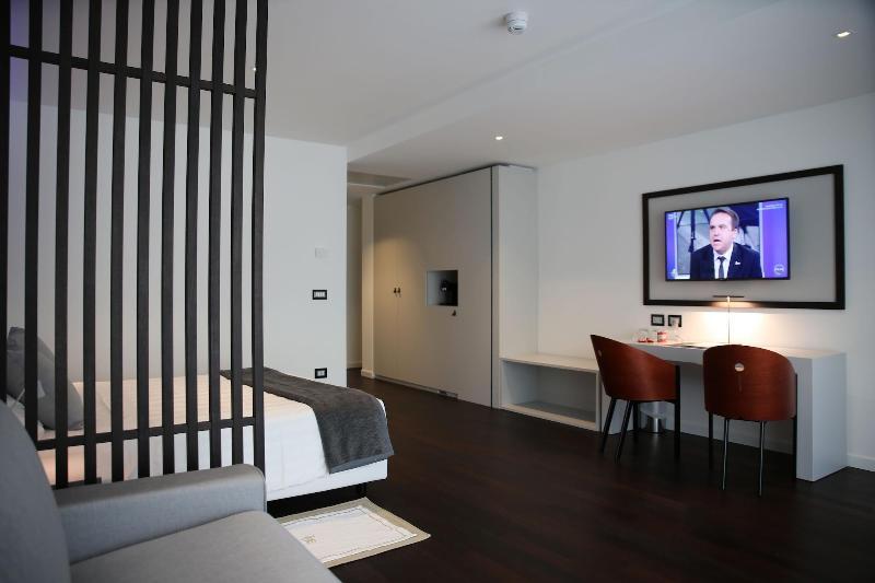 Monaco Suites Hotel Lignano Sabbiadoro Luaran gambar