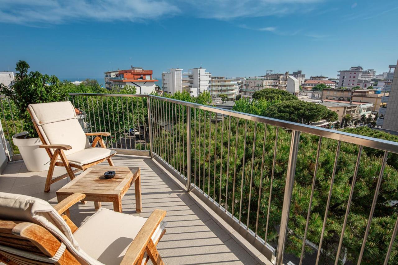Monaco Suites Hotel Lignano Sabbiadoro Luaran gambar