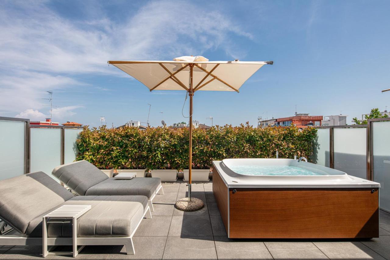 Monaco Suites Hotel Lignano Sabbiadoro Luaran gambar