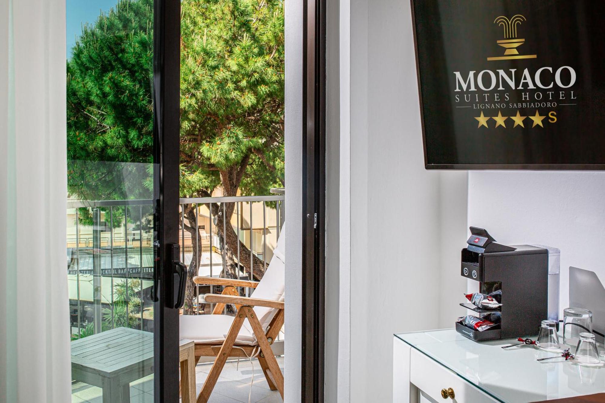 Monaco Suites Hotel Lignano Sabbiadoro Bilik gambar