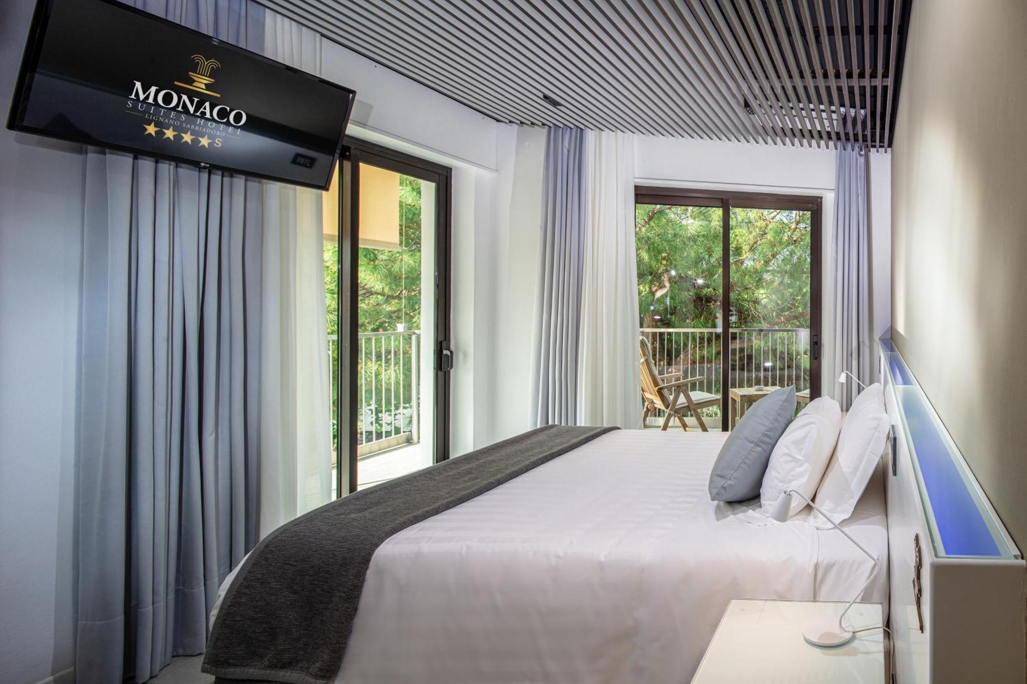 Monaco Suites Hotel Lignano Sabbiadoro Bilik gambar